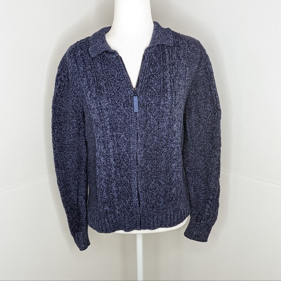 Sale ends TODAY! 3/$15 & under items to put in your bundle💼 or likes - Picture 6 of 16